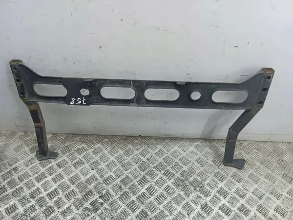 Subchassi Dianteiro Bentley AMD110114 - Peça OE Usada image 2