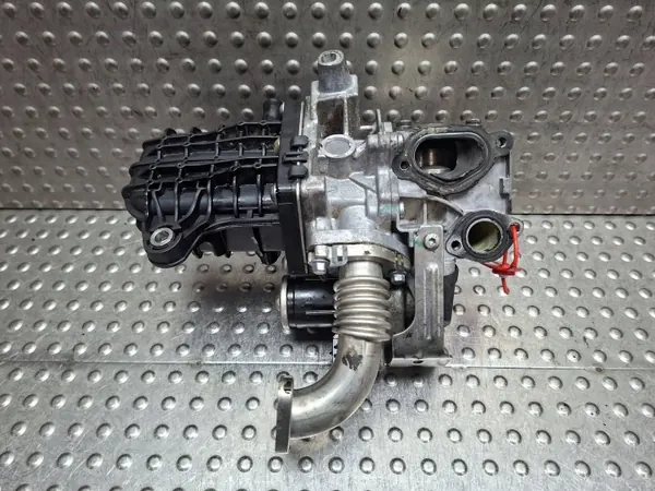 Soupape EGR Refroidisseur OEM S26338204 Peugeot 3008 image 3
