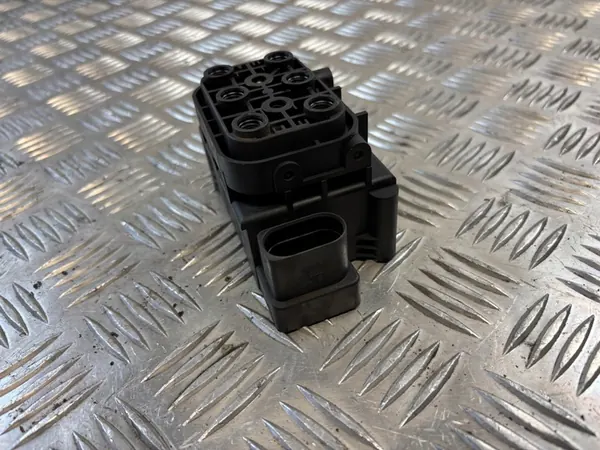 Distribuidor de Suspensão Pneumática Audi A6 C6 image 4