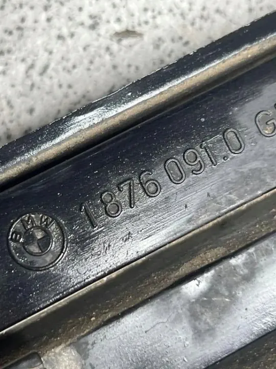 Cobertura farol direito BMW 3 E30 OEM 1876091 image 3
