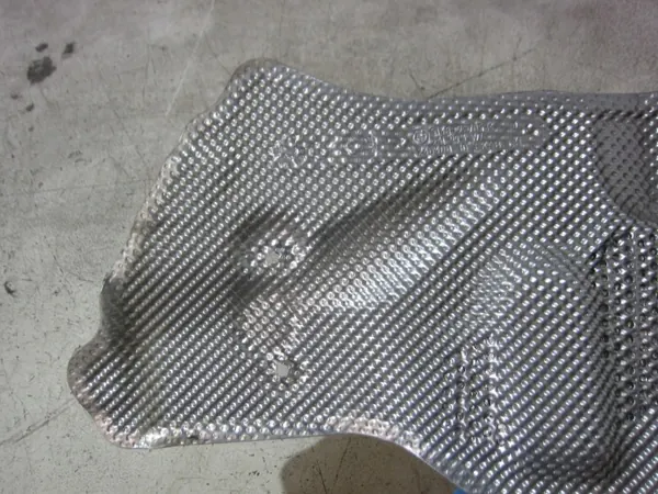 BMW OEM 7270534 warmtescherm - Gebruikt image 3