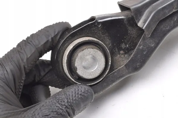 MERCEDES GLC 300 W254 Bakre Kontrollarm A2063501700 image 2