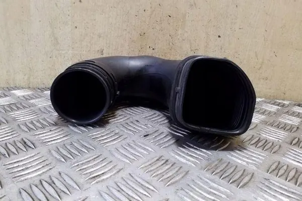 Luftrohr SKODA YETI 1.8L 2011 image 6