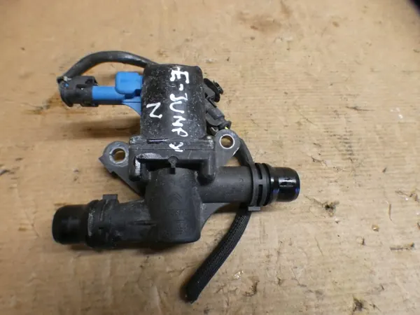 Vattenpump OEM 9827567780 för Citroen C4 III image 2