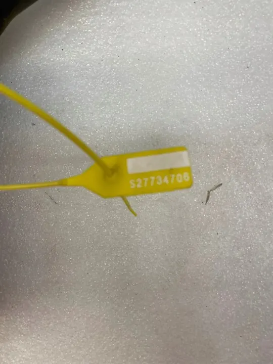 Panel de drenaje derecho OEM 668405244R para Renault Trafic image 10
