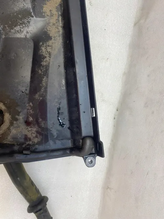 Panel de drenaje derecho OEM 668405244R para Renault Trafic image 8
