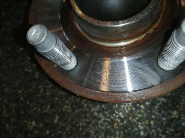 Bakhjullager OEM 13593158 Vänster/Höger Opel Mokka image 3