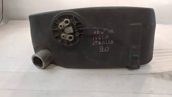 Tanque AdBlue usado OEM 41272285 para Iveco Stralis image 10