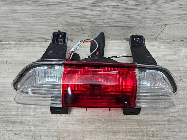Luz de marcha atrás Ford Mustang VI OEM JR3B15500BB image 4