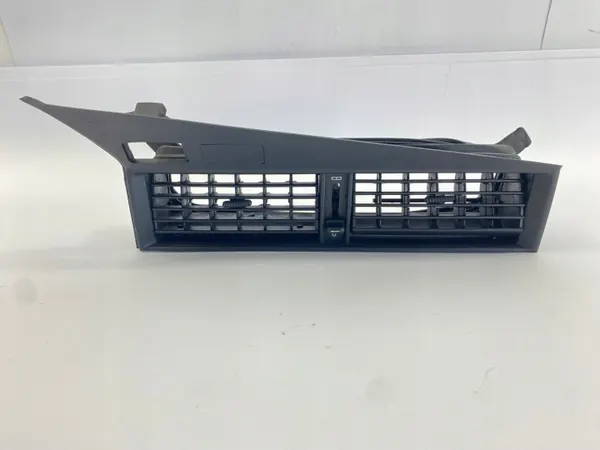 Grille d'aération centrale OEM SDV104540 Mercedes W201 image 2