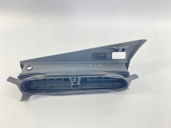 Grille d'aération centrale OEM SDV104540 Mercedes W201 image 8