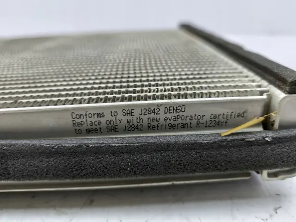 Núcleo Aquecedor A/C Toyota Corolla E210 OEM 12C12H8925B image 5