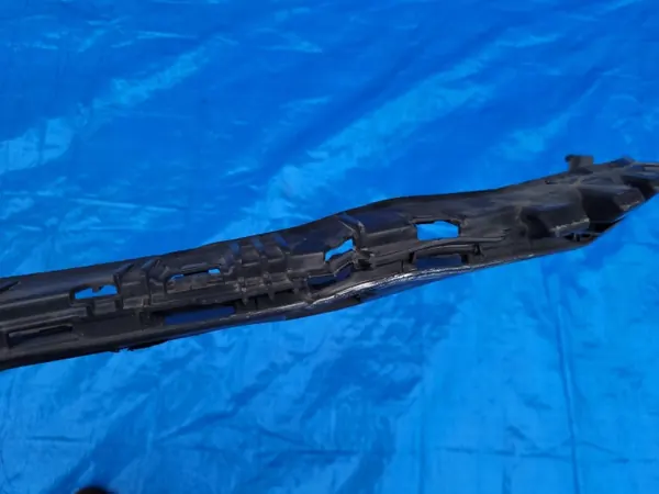 Spoiler avant OEM 5H0805915A pour VW Golf 8 image 6