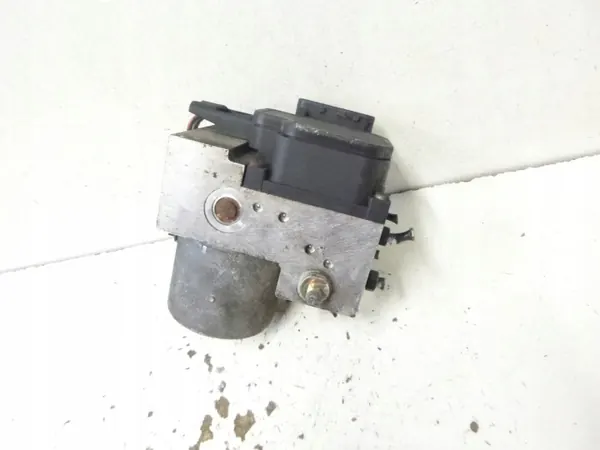 Gebruikte Volkswagen OE 8E0614111T ABS-pomp image 4