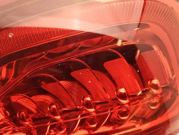 Luz trasera izquierda Audi Q7 2015 4L0945093G image 4