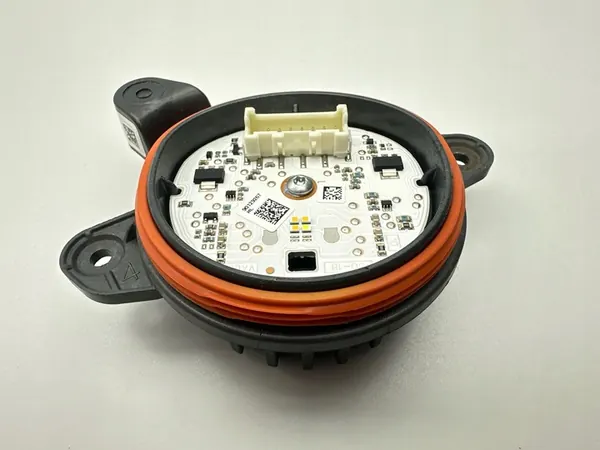 Módulo LED Peugeot 508 II GT 90129267 image 3