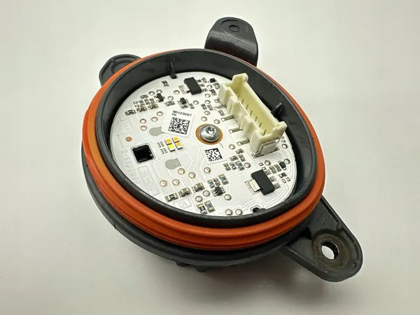 Módulo LED Peugeot 508 II GT 90129267 image 4