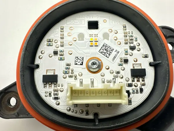 Módulo LED Peugeot 508 II GT 90129267 image 5