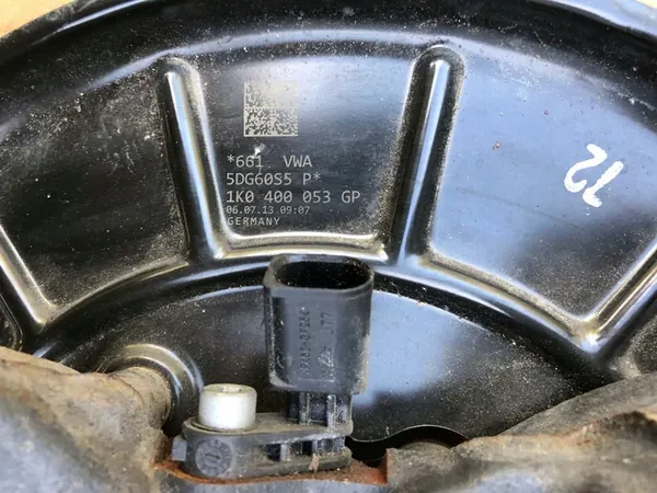 Mozzo anteriore sinistro Skoda Yeti 1K0407255AA Ammortizzatore 3C0413031BC image 5