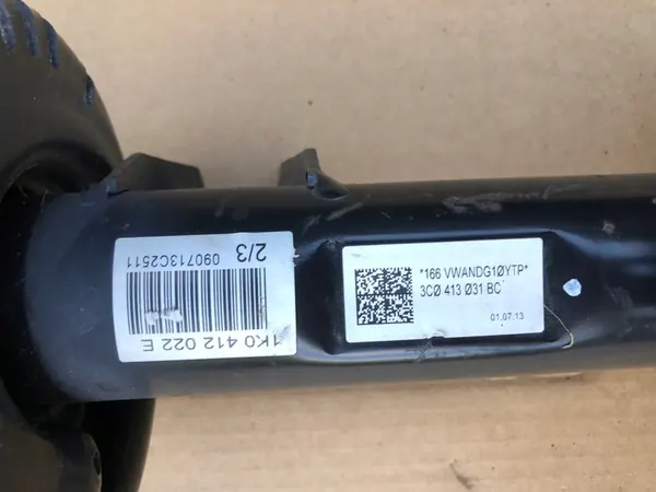 Mozzo anteriore sinistro Skoda Yeti 1K0407255AA Ammortizzatore 3C0413031BC image 9