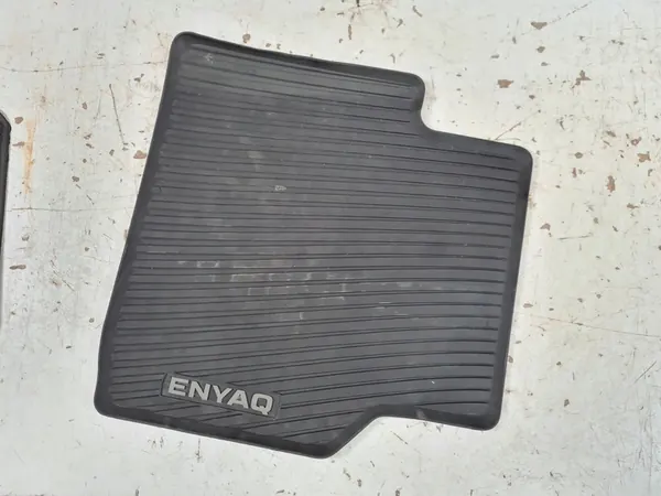 Skoda Enyaq iV 2022 Matto Setti image 7