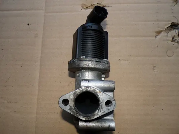 EGR-Ventil Opel Vectra C Astra H Alfa Romeo 159 1.9 JTDM image 2