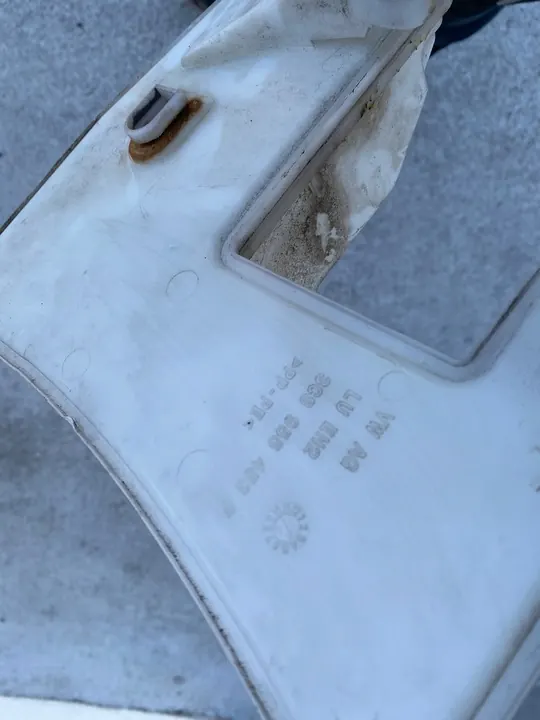 Pesunesteen Säiliö + Pumppu VW Passat CC 2012-17 image 5