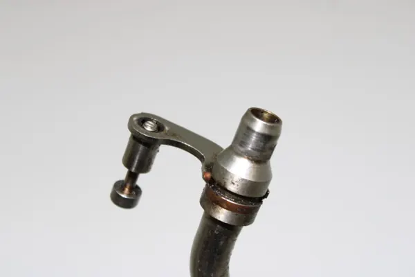 BMW F10 F01 F02 Turbo-olieleiding OEM - Gebruikt image 6