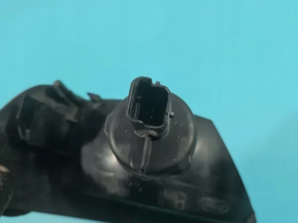 OEM 8V41-15K273 Lanterna Traseira Esquerda Antineblina Ford Kuga MK1 image 6