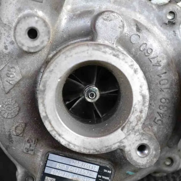Turbo usado OEM 82728353 para Renault Clio III image 3