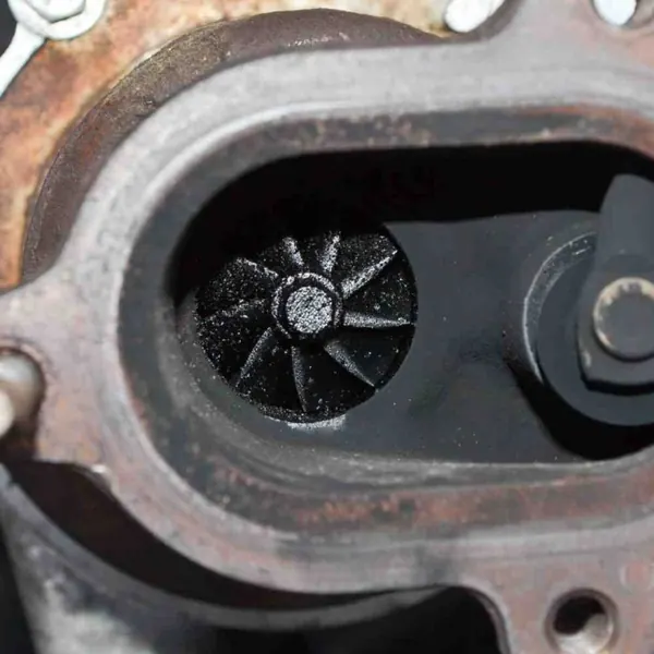 Turbo usado OEM 82728353 para Renault Clio III image 4