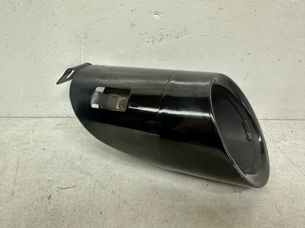 Buse d'échappement gauche OEM 95B253681Q Porsche Macan image 2