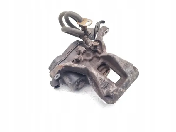 Toyota C-HR Achter remklauw OEM 46310-F4011 image 9