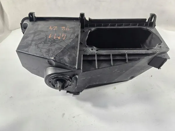 Audi Q7 Ansauggehäuse OEM 4M1815389 image 3
