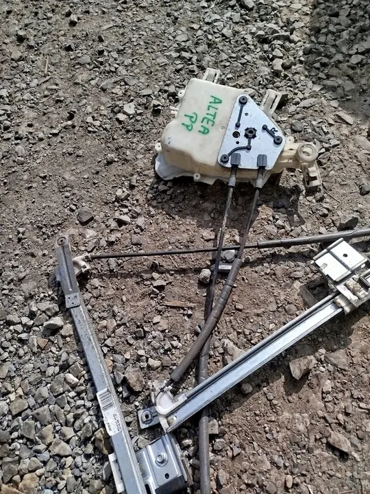 Mecanismo de janela dianteira direita Seat Altea / XL image 5