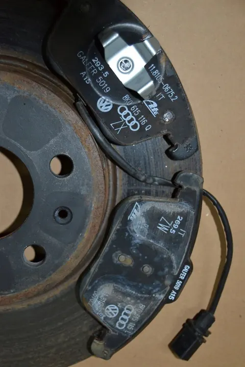 Conjunto de Discos e Pastilhas de Freio Audi A4 B8 A5 8T OEM image 5