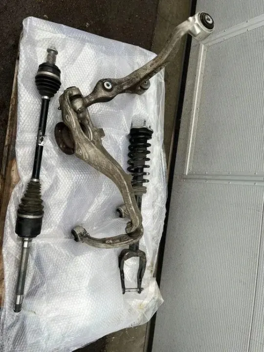 Rotule de direction avant droite OEM A1673301400 Mercedes image 2