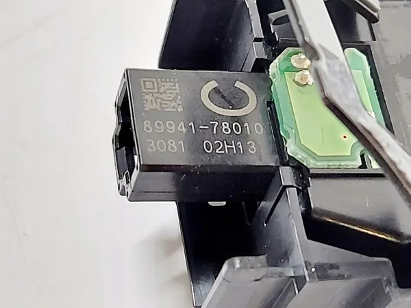 Toyota Regnsensor OEM 89941-78010 - Begagnad image 4