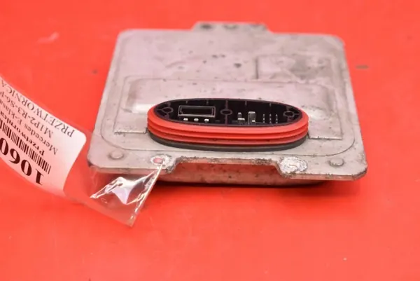 Balasto Xenon OEM 5DC009060-00 Lado Derecho Mercedes image 6
