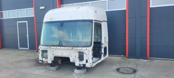 Cabina Renault Gama T Range C K Euro 6 - OEM Usado image 2