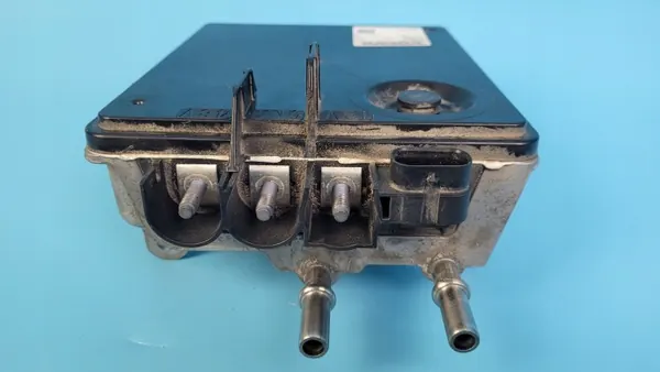 Volvo XC60 II Batterieladegerät-Modul OEM 32301022 image 4