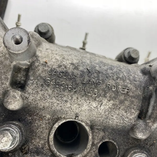 Engine Head + Camshafts Jaguar Land Rover Evoque 2.0D OEM image 4