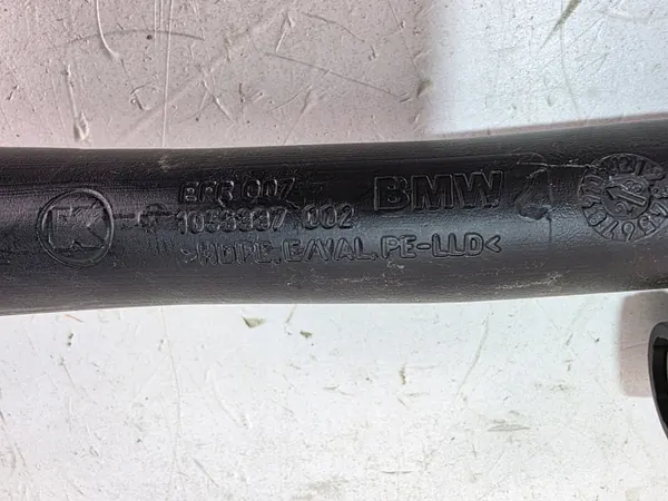Pescoço de enchimento diesel BMW X7 G07 LCI OEM 5A343A0 image 6