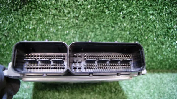 Motorcomputer OEM 03G906021CF voor Volkswagen EOS image 3