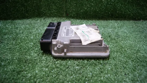 Motorcomputer OEM 03G906021CF voor Volkswagen EOS image 4