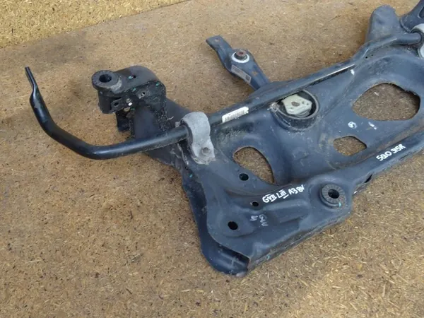 AUDI A3 8V GOLF VII SEAT LEON III Supporto Anteriore 5Q0199315R image 2