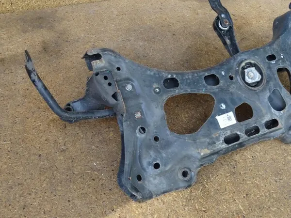 AUDI A3 8V GOLF VII SEAT LEON III Supporto Anteriore 5Q0199315R image 6