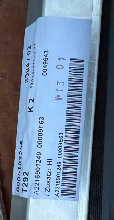 Mercedes W221 Bakrutsgardin OEM A2216901249 image 4