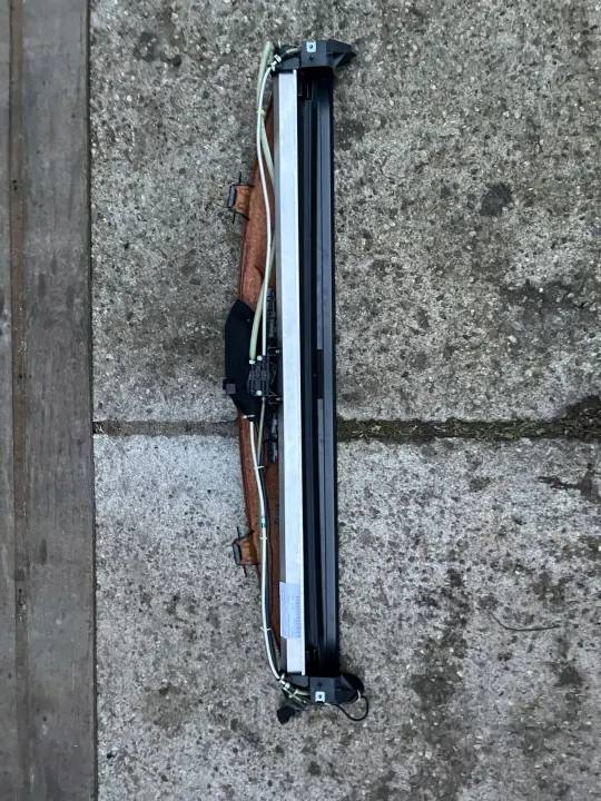 Mercedes W221 Bakrutsgardin OEM A2216901249 image 5