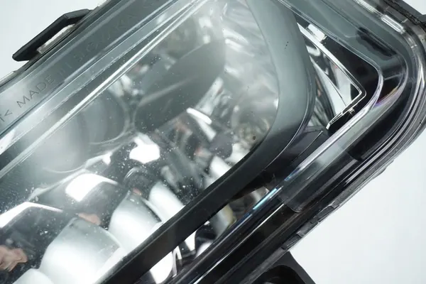 FARO HALÓGENO ESQUERDO VW T6 7E0941661B image 3